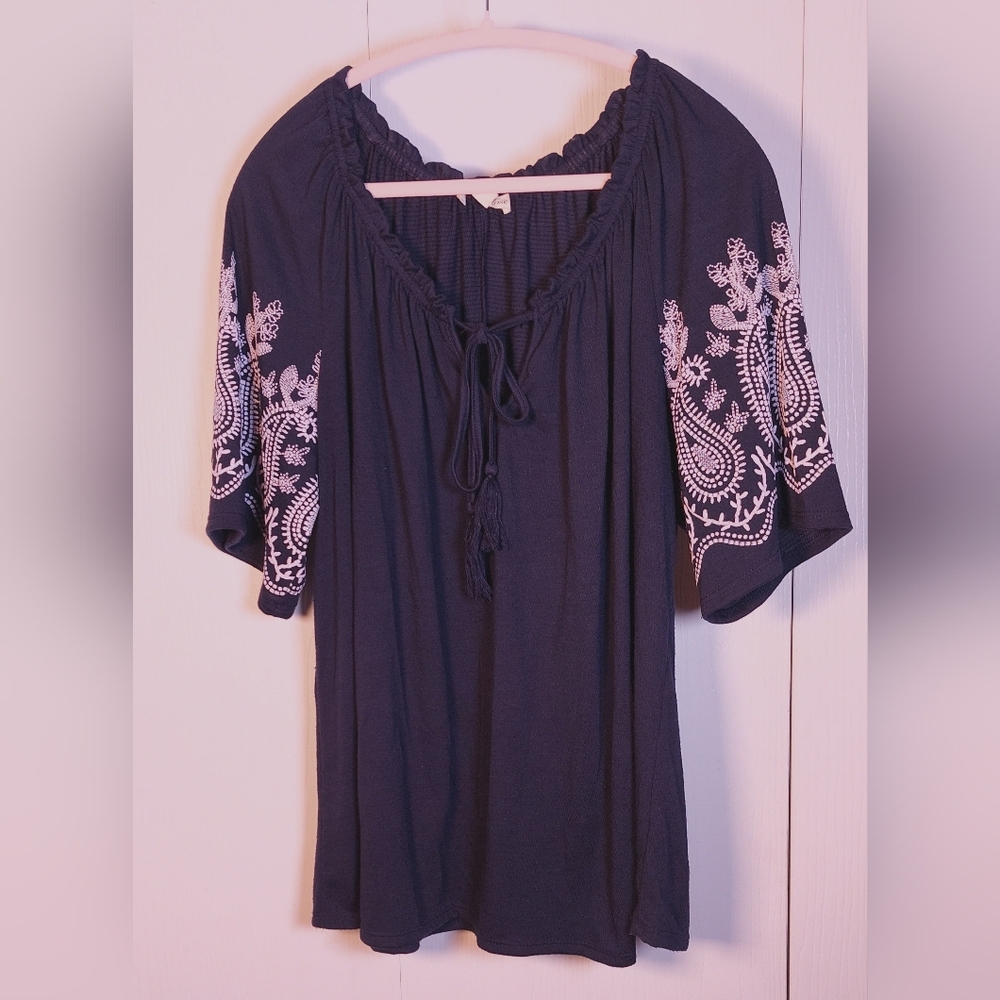 Indigo Rose Navy Blue Size 2X Boho Tunic Top Paisley Embroidery Full Sleeves